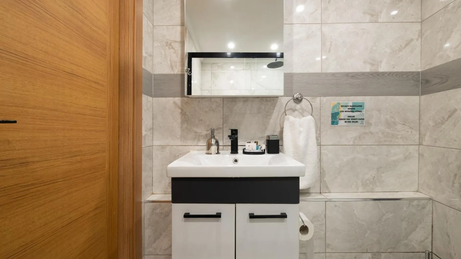 Istanbulites Hotel