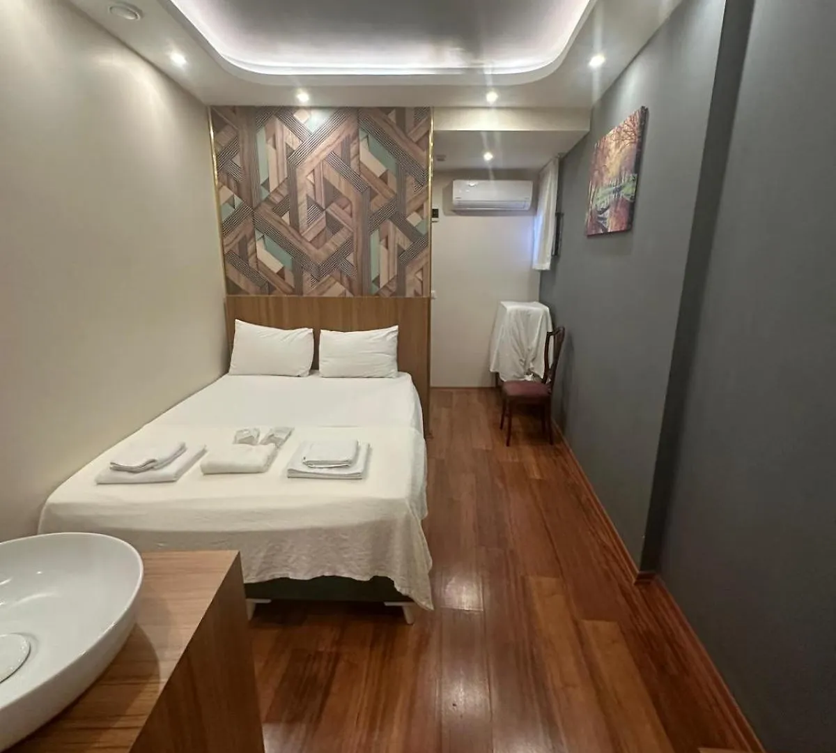Istanbulites Hotel